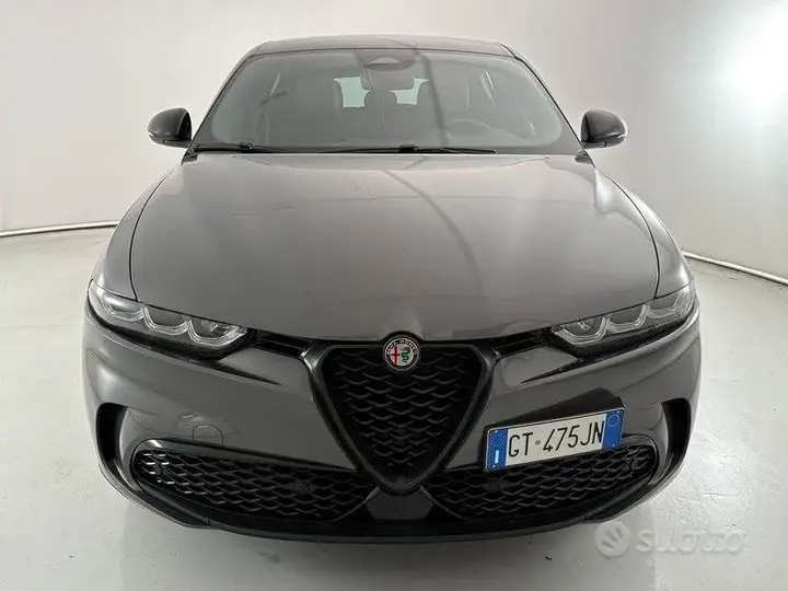Alfa Romeo Tonale 2024 photo 2