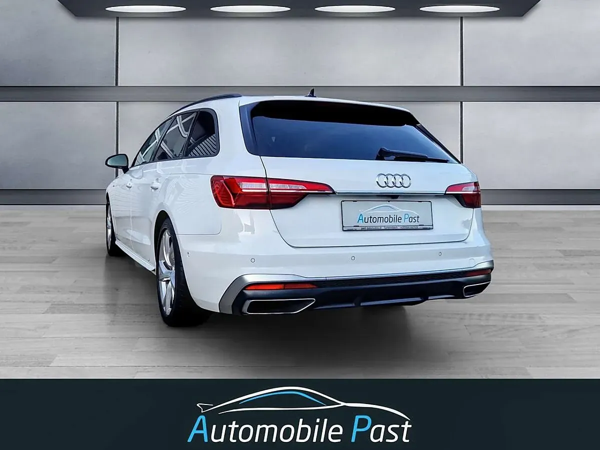 Audi A4 2023 photo 2