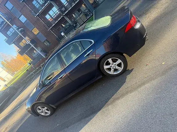 Honda Accord 2006 photo 2