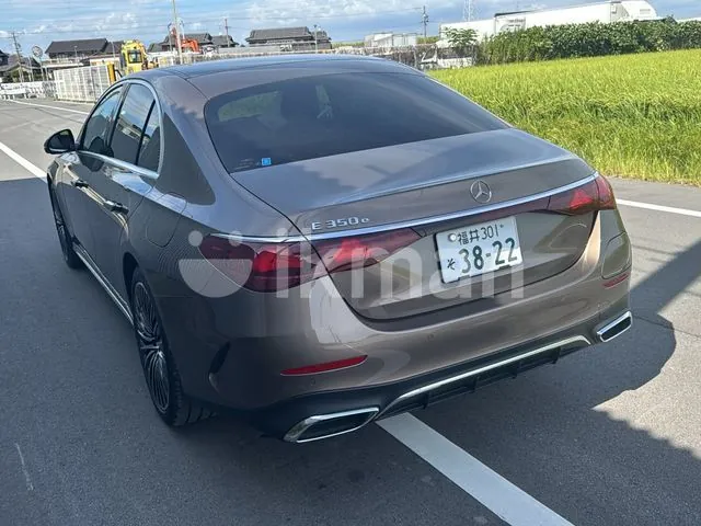Mercedes-Benz E350 2024 photo 5