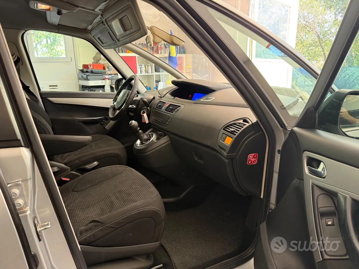 Citroen C4 Picasso 2011 photo 5