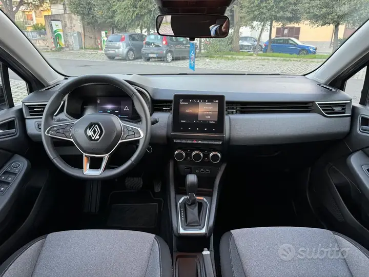 Renault Clio 2024 photo 4