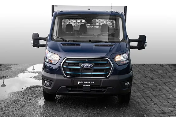 Ford Transit 2023 photo 2