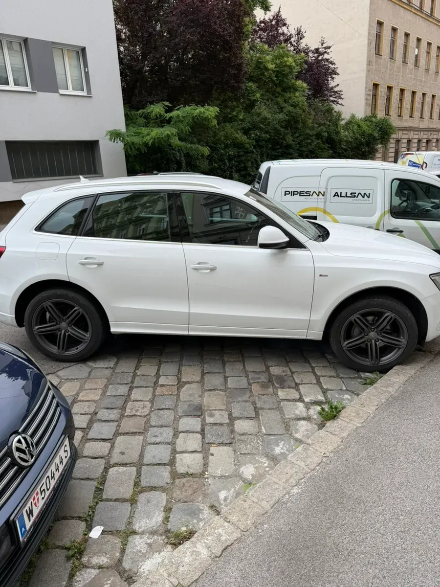 Audi Q5 2015 photo 2