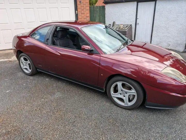 Fiat Coupe 1997 photo 2