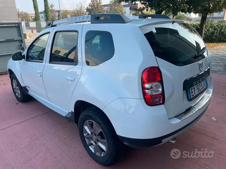 Dacia Duster 2015 photo 4