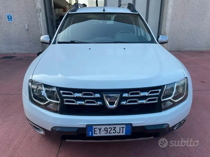 Dacia Duster 2015 photo 2