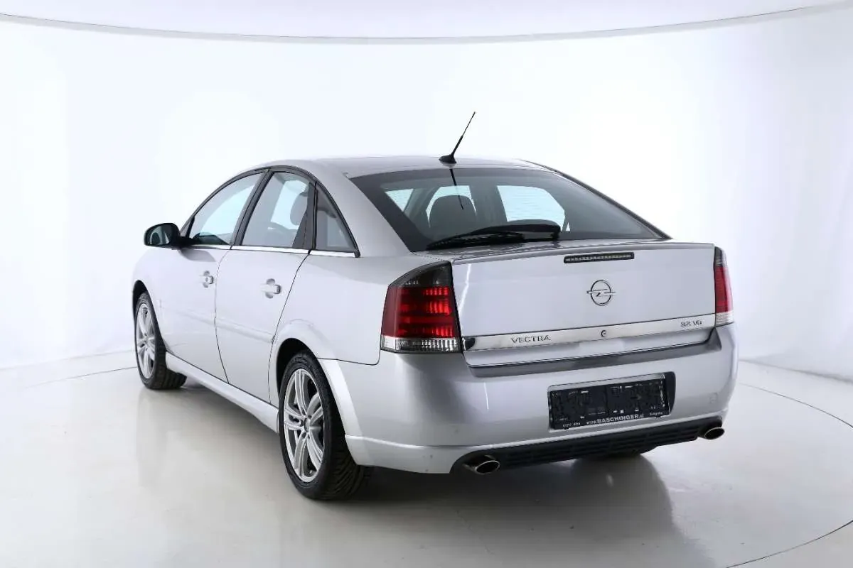 Opel Vectra 2003 photo 3