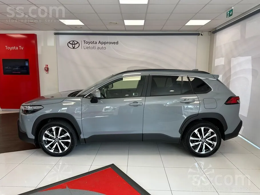 Toyota Corolla Cross 2025 photo 3