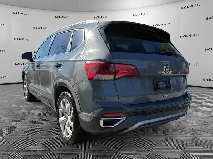 Volkswagen Taos 2022 photo 3