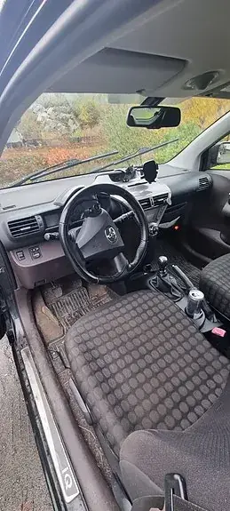 Toyota Iq 2009 photo 4