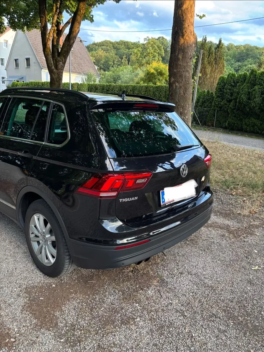 Volkswagen Tiguan 2018 photo 2