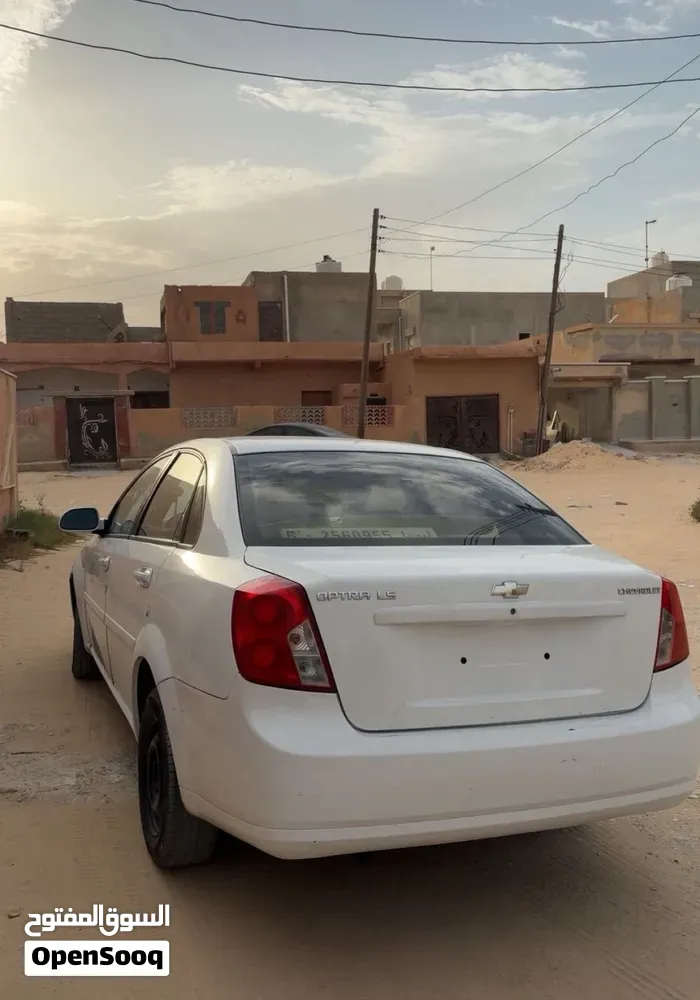 Chevrolet Optra 2013 photo 4