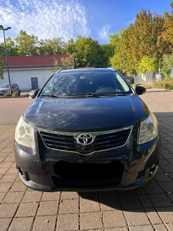 Toyota Avensis Combi