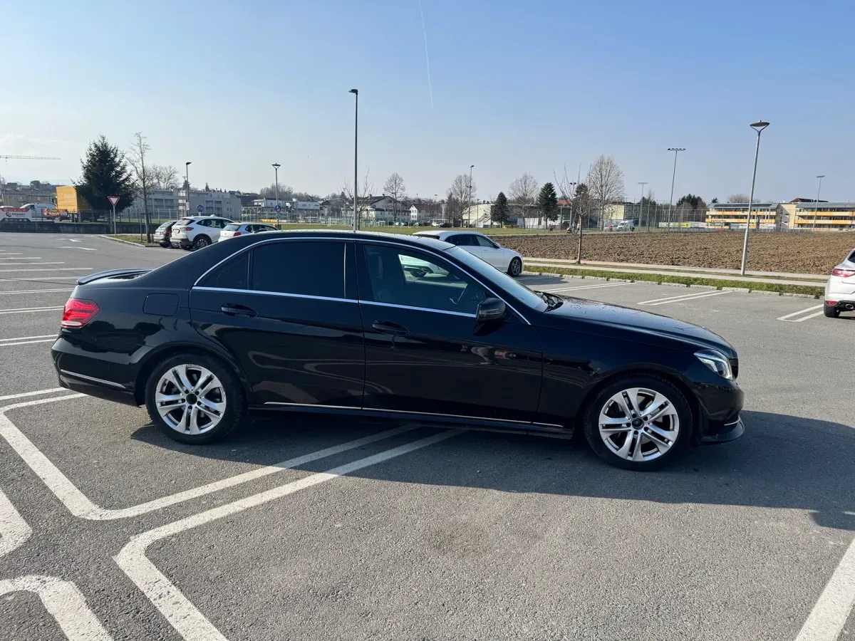 Mercedes-Benz E-Class 2015 photo 2