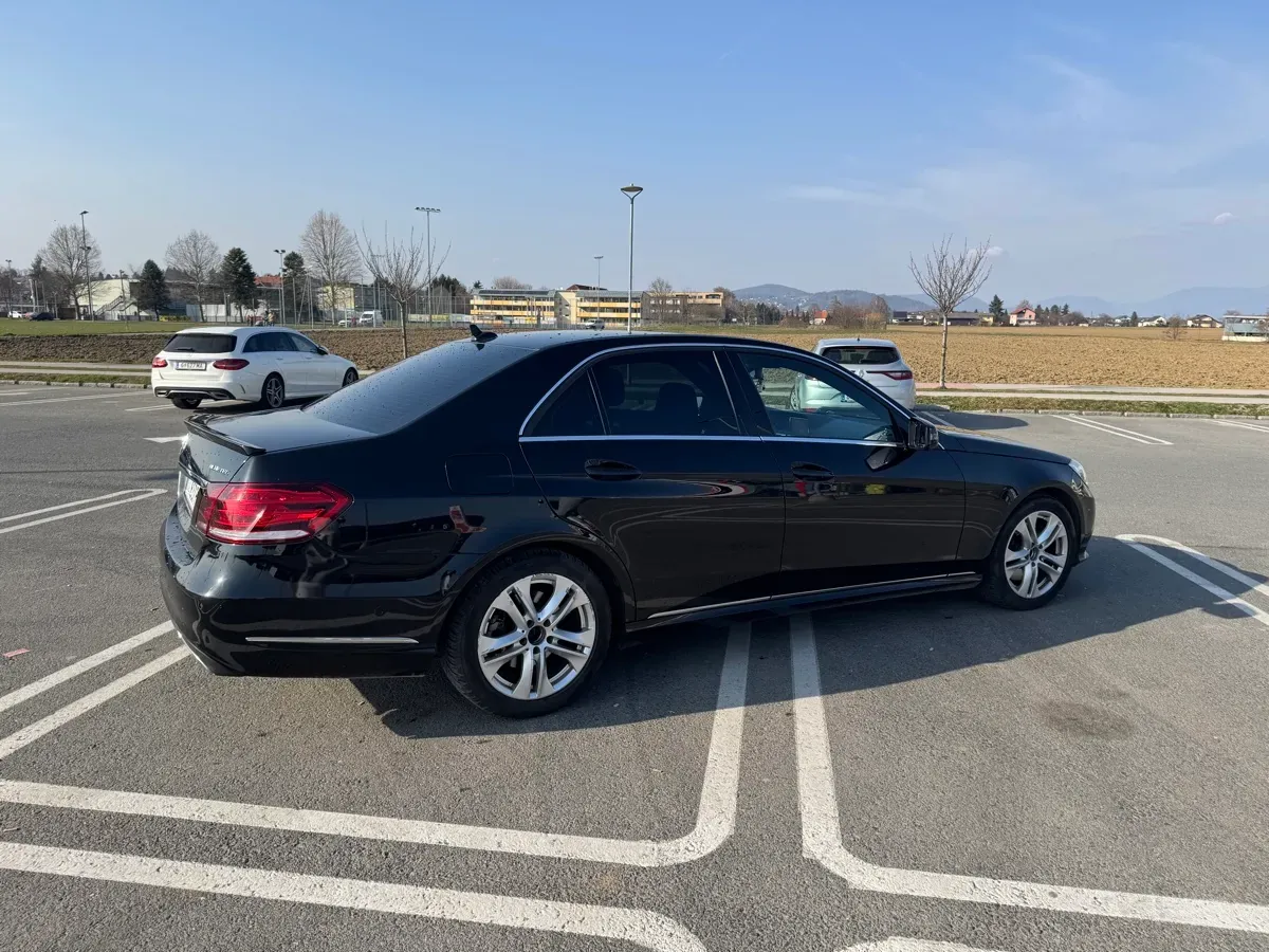Mercedes-Benz E-Class 2015 photo 3