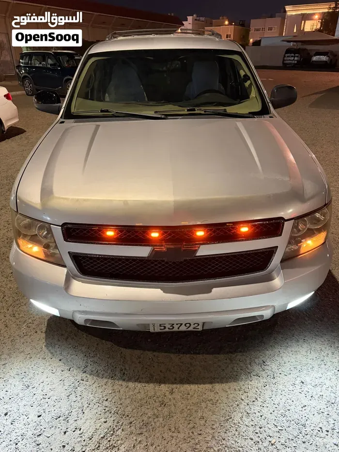 Chevrolet Tahoe 2011 photo 2
