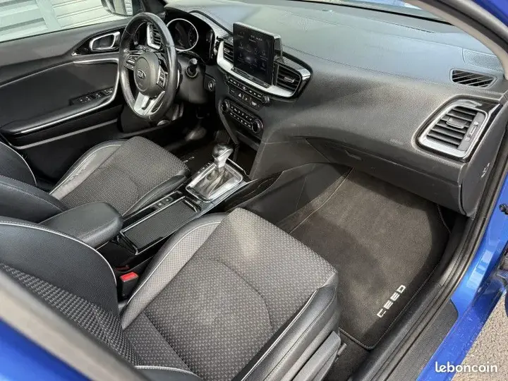 Kia Ceed 2018 photo 4