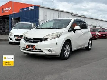 Nissan Note 2014 photo 4