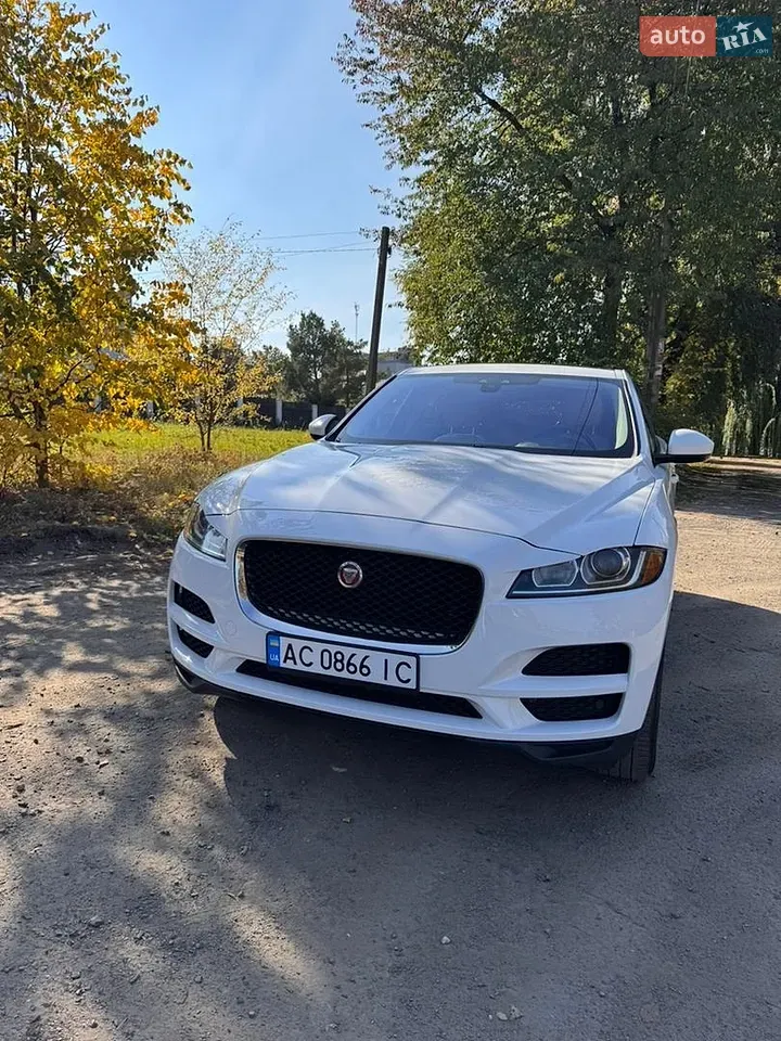 Jaguar F-Pace