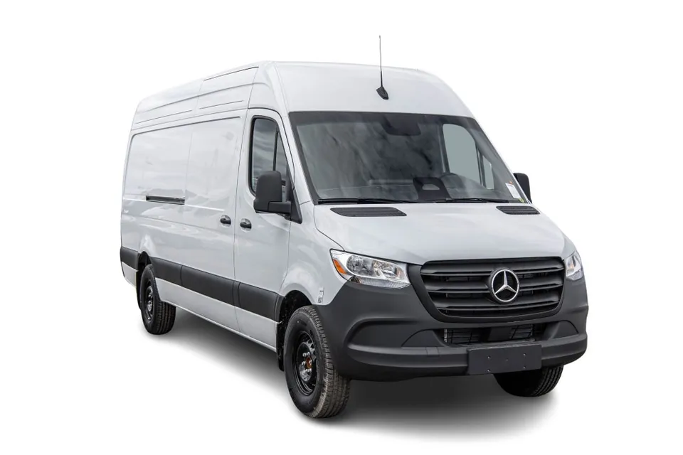 Mercedes-Benz Sprinter 2026 photo 3