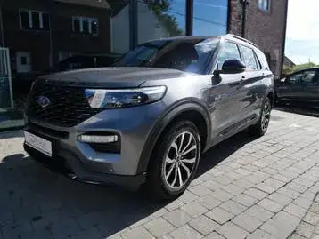 Ford Explorer 2024 photo 2
