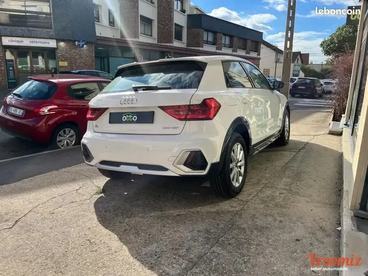 Audi A1 2025 photo 4