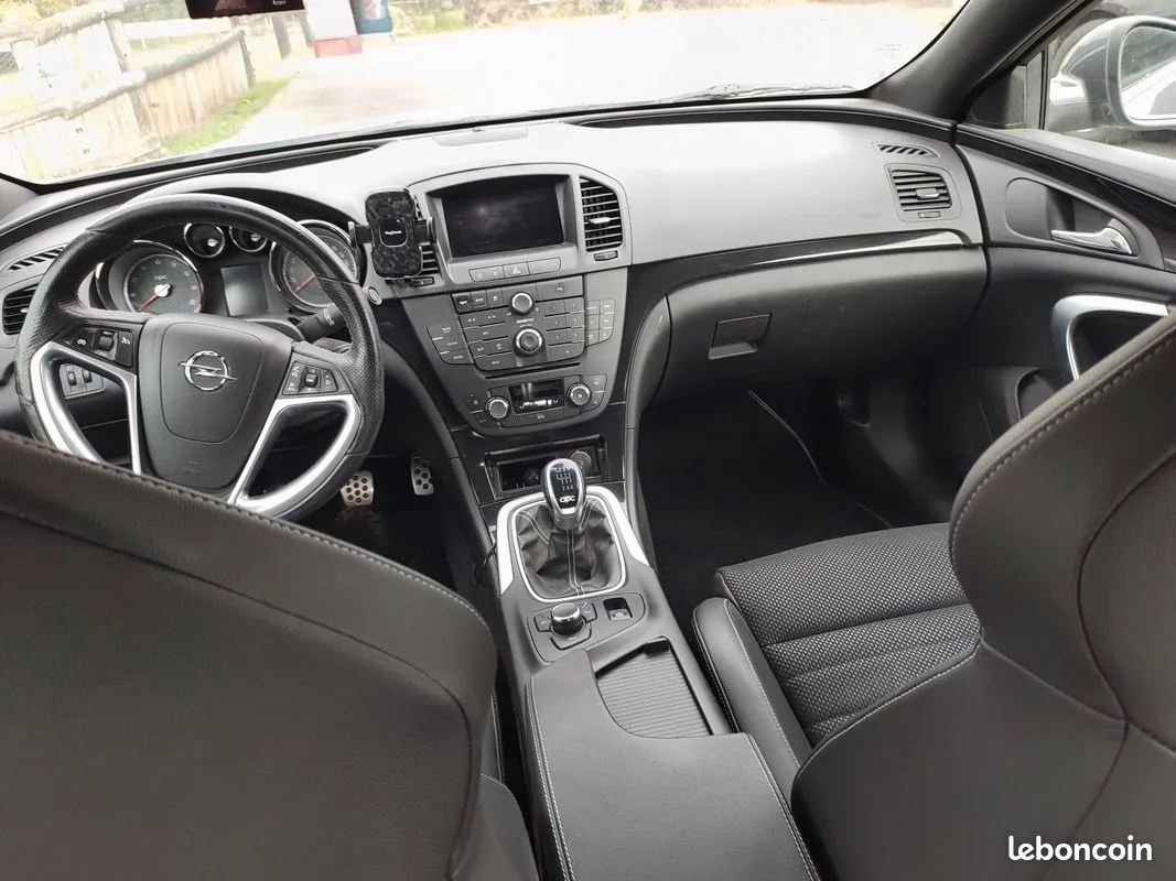Opel Insignia 2010 photo 3