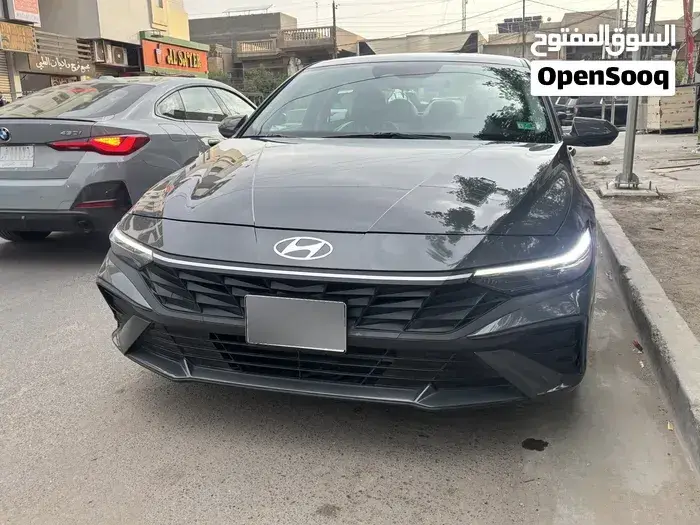 Hyundai Elantra 2025 photo 5