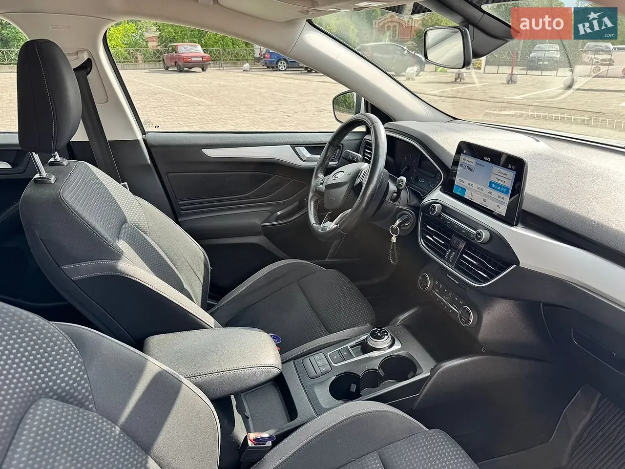 Ford Focus 2019 photo 2
