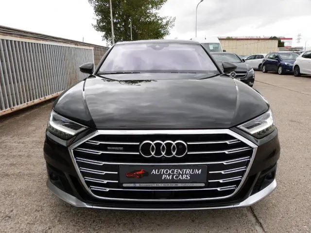 Audi A8 2019 photo 3