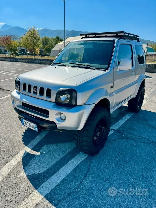 Suzuki Jimny 2004 photo 2