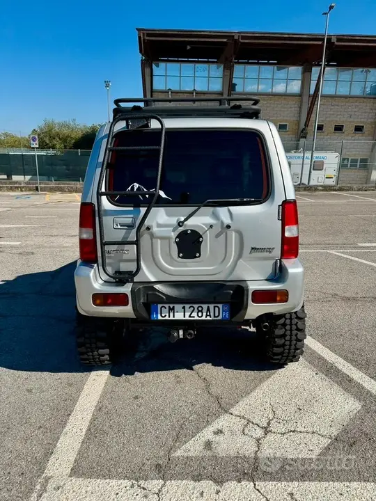 Suzuki Jimny 2004 photo 3