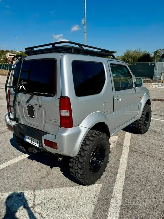 Suzuki Jimny 2004 photo 5