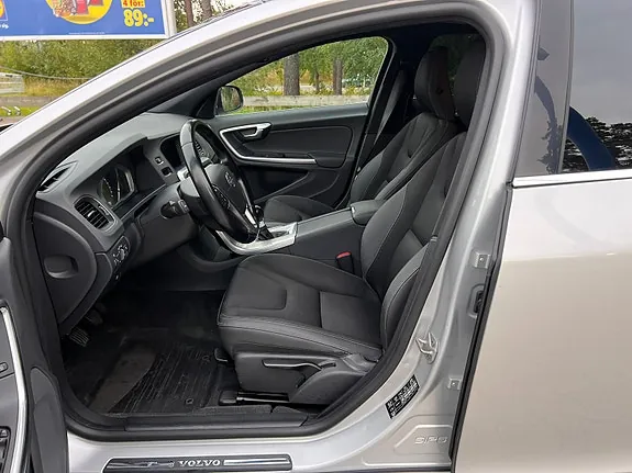 Volvo V60 2014 photo 5