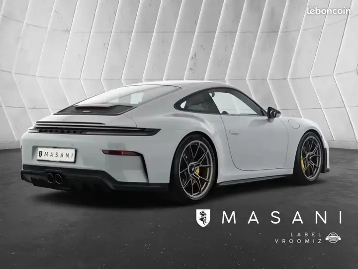 Porsche 911 2025 photo 4