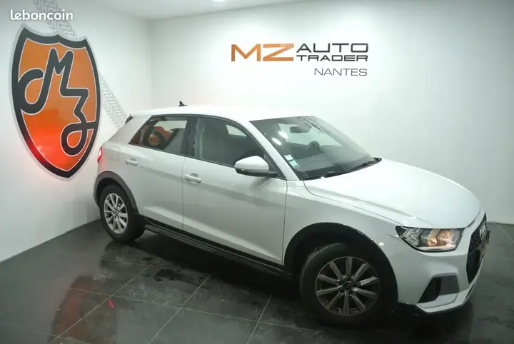 Audi A1 2020 photo 2