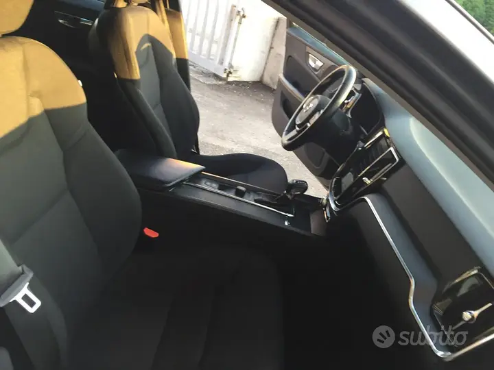 Volvo V60 2020 photo 5