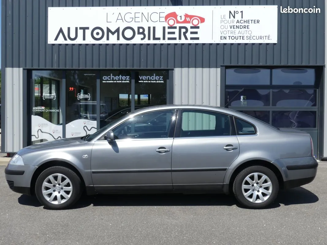 Volkswagen Passat 2002 photo 2