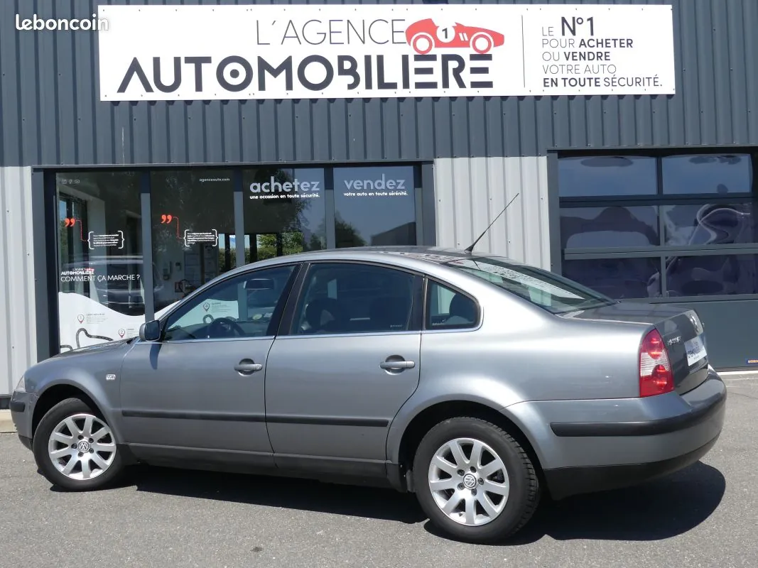 Volkswagen Passat 2002 photo 3