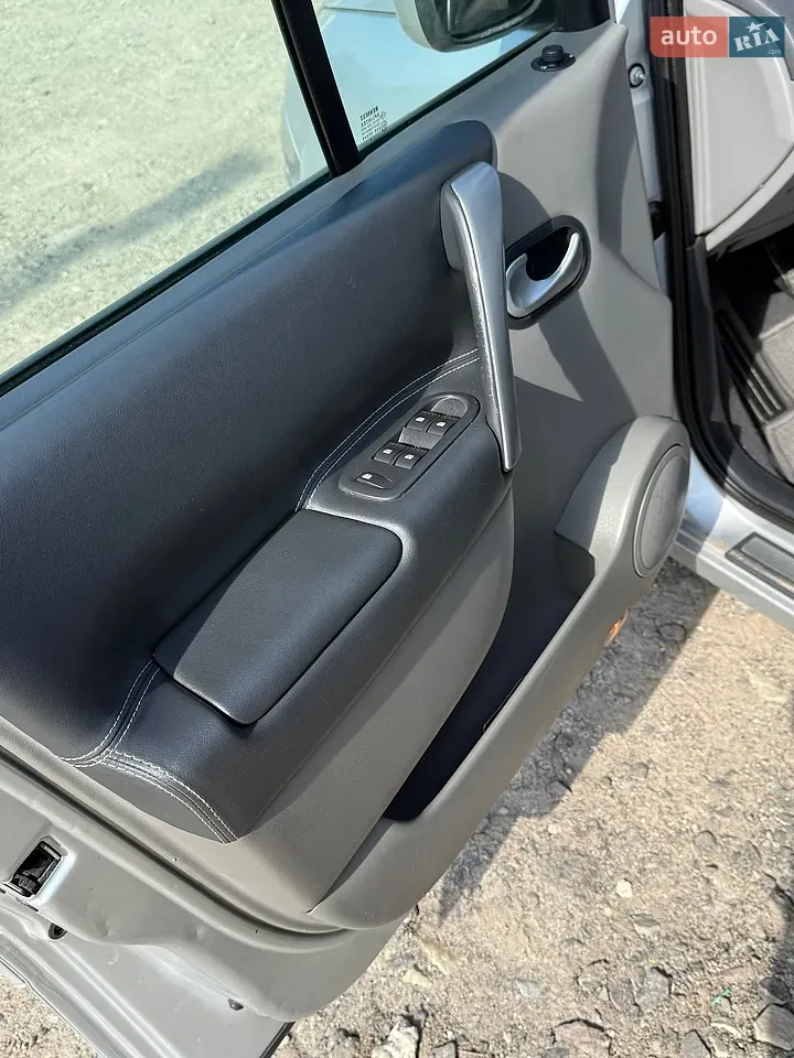 Renault Grand Scenic 2008 photo 4