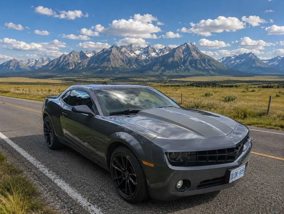 Chevrolet Camaro 2010 photo 2