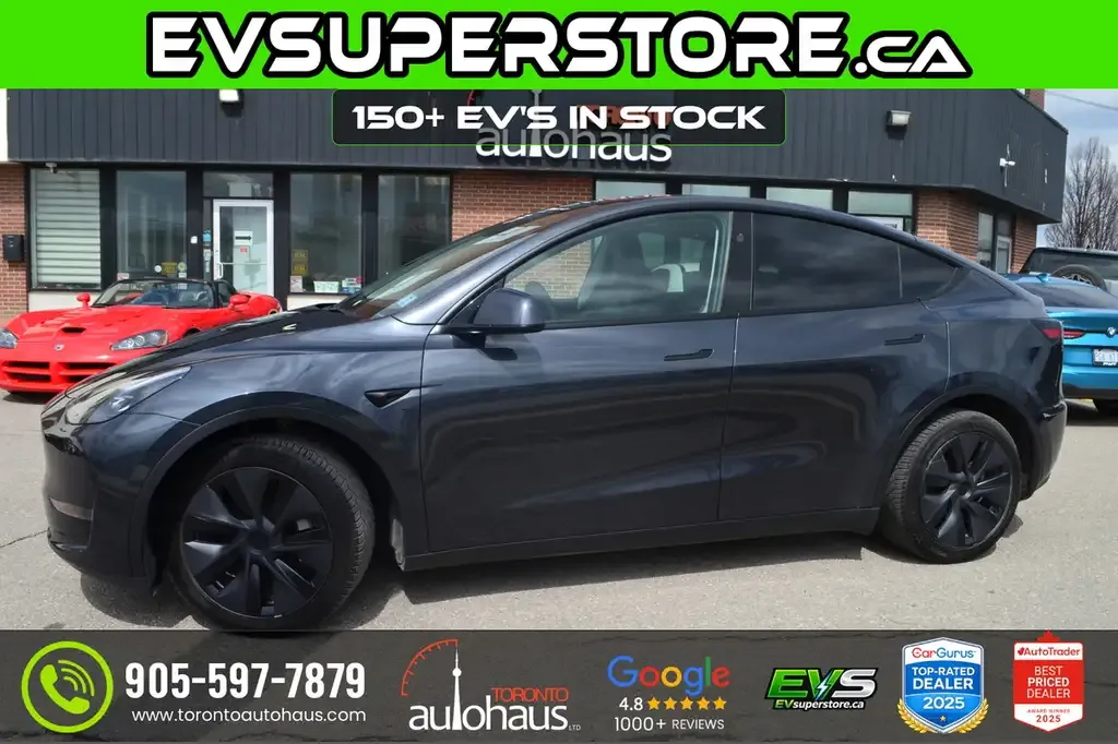 Tesla Model Y 2025 photo 2