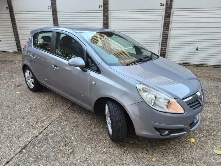 Vauxhall Corsa 2009 photo 4