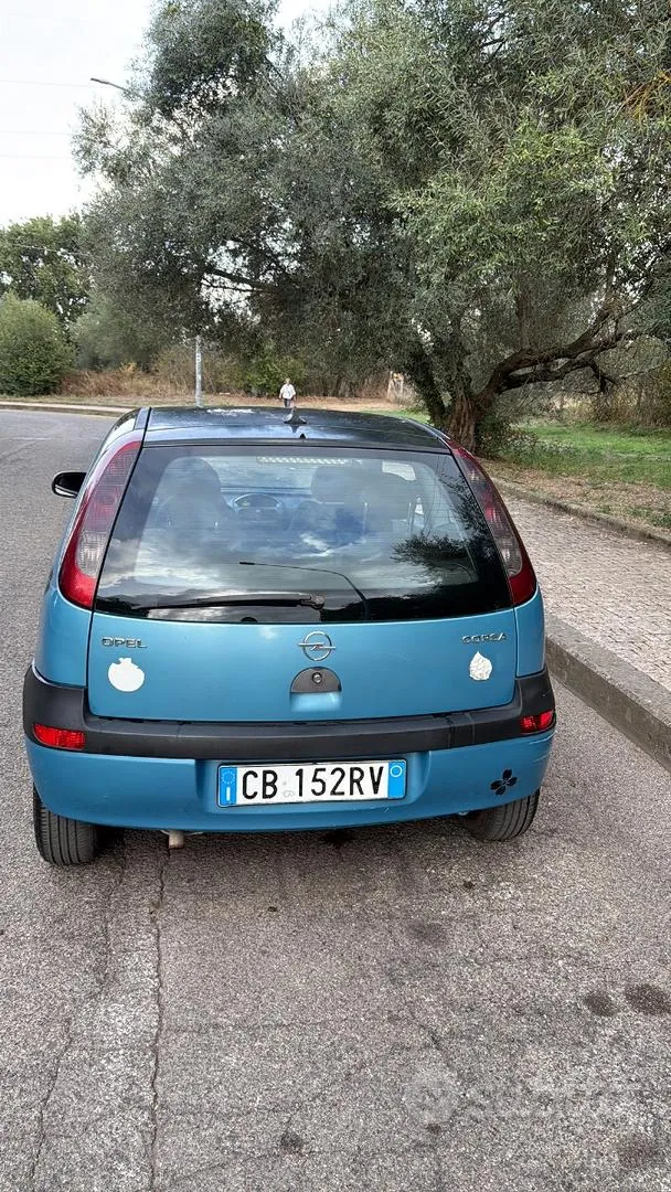 Opel Corsa 2002 photo 2