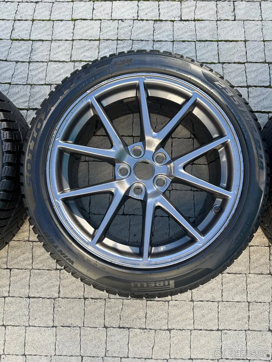 Tesla Model 3 2023 photo 4
