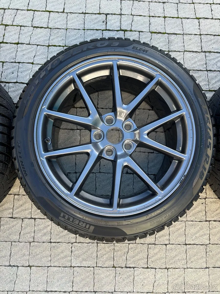 Tesla Model 3 2023 photo 5