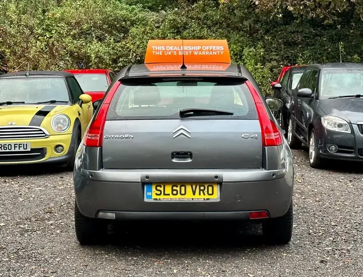 Citroen C4 2010 photo 5