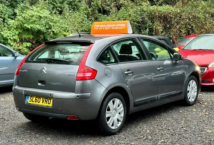 Citroen C4 2010 photo 4