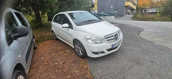 Mercedes-Benz B160